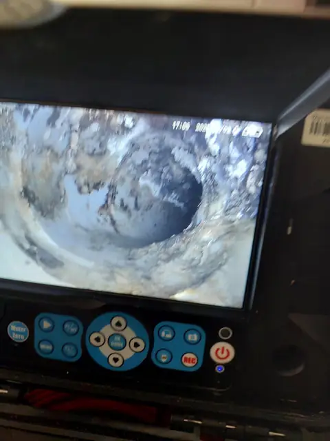 צילום פנים צנרת בעזרת סיב אופטי
